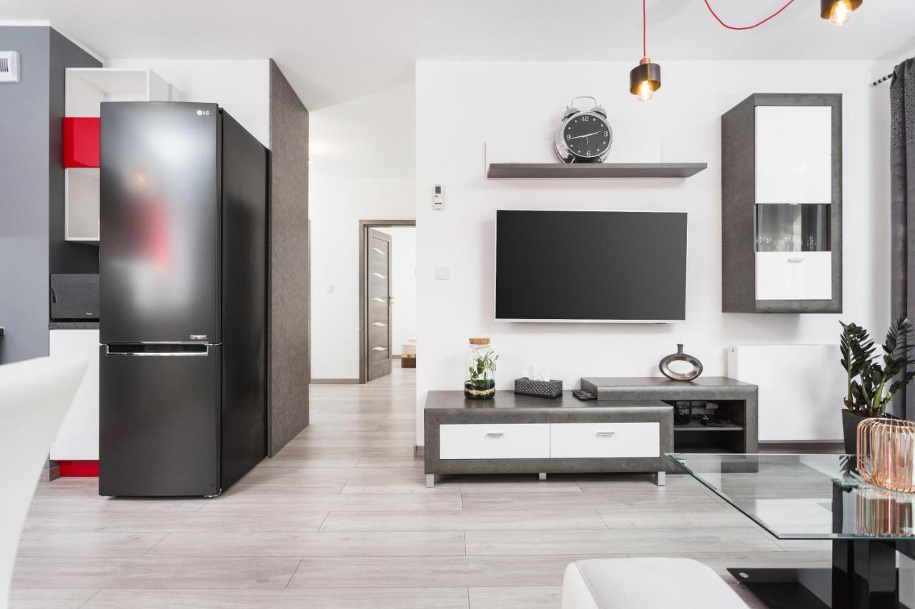 City Of The Kings - Grey Apartment Cracóvia Exterior foto