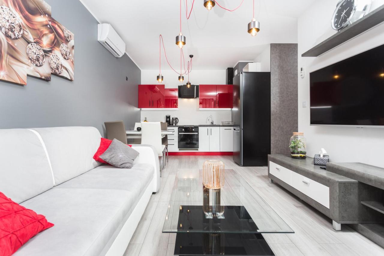 City Of The Kings - Grey Apartment Cracóvia Exterior foto