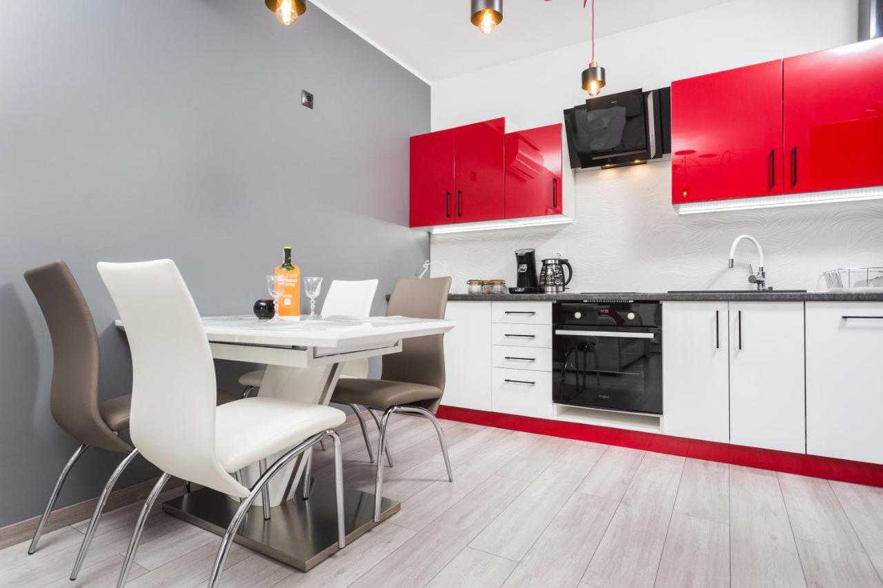 City Of The Kings - Grey Apartment Cracóvia Exterior foto